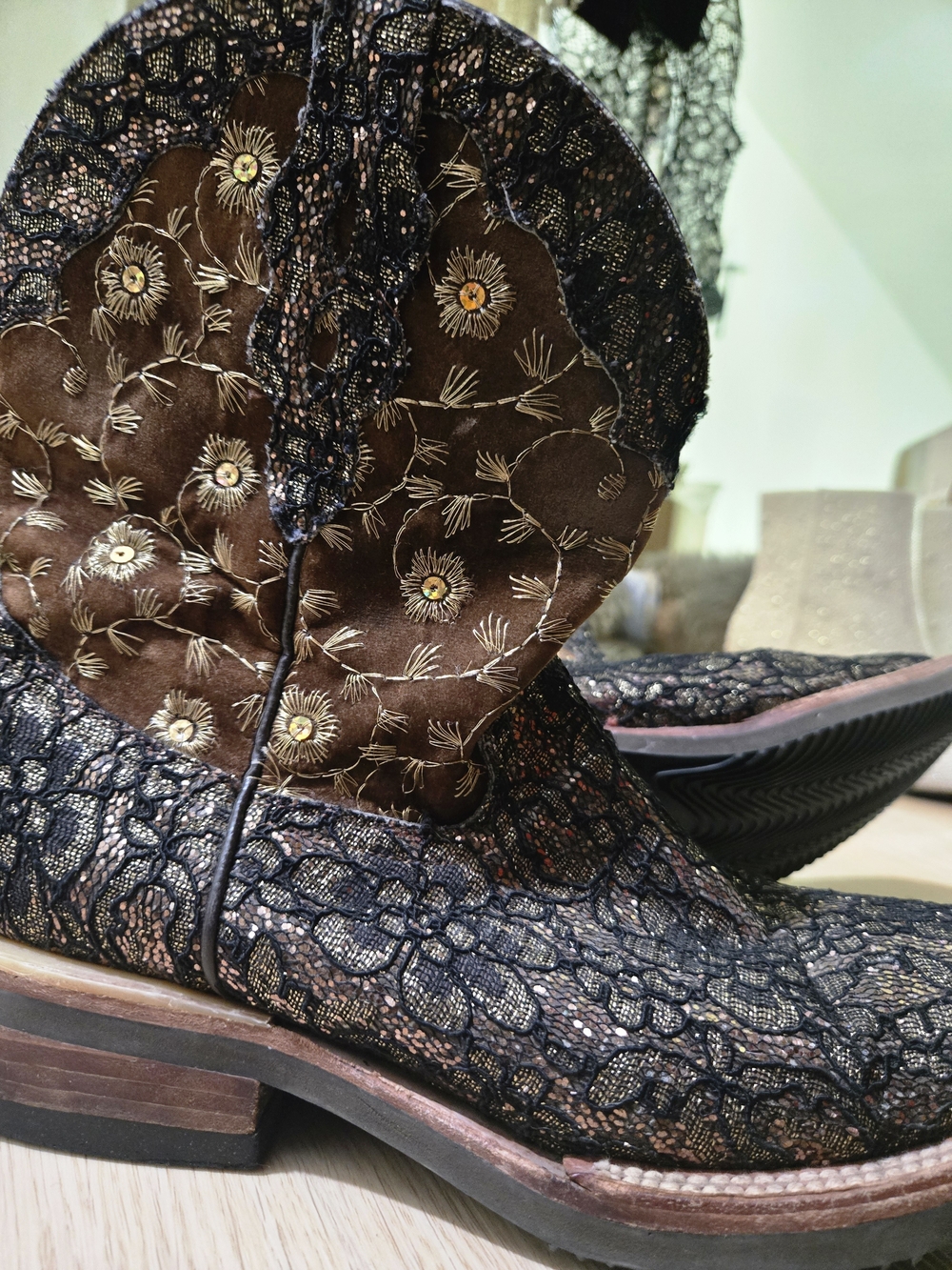 Ferrini Black Lace Overlay Western Boots Floral Embroidered 8.5